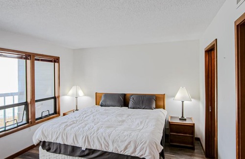Gold Beach Hotel | Rogue River Relaxation