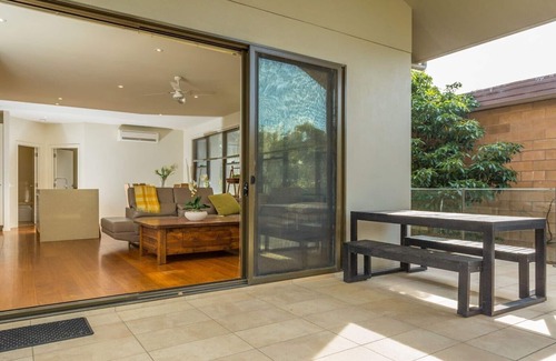 Merimbula House | Rolling Waves 2 on Ocean Drive - Merimbula