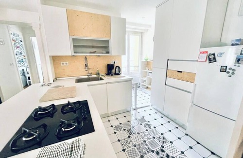 Centre Ville Apartment | Roméo - Hôtel de ville