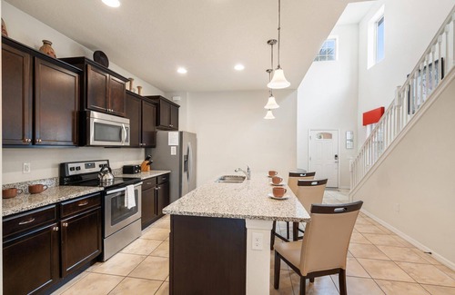 Four Corners House | ROM2104 Summary: Wind