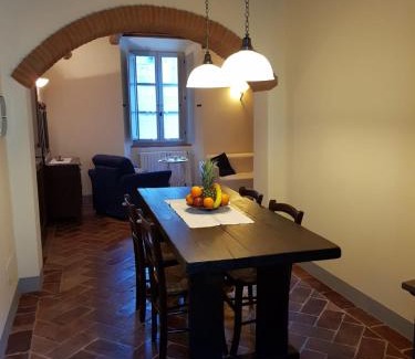 Lucignano Apartment | Roma 88