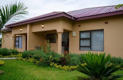 Lusaka Apartment | Roma, Lusaka, cosy and homely apartment