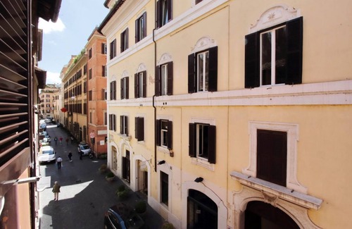 Rione IV Campo Marzio Apartment | ROMAC Condotti Suite by Spanish Steps