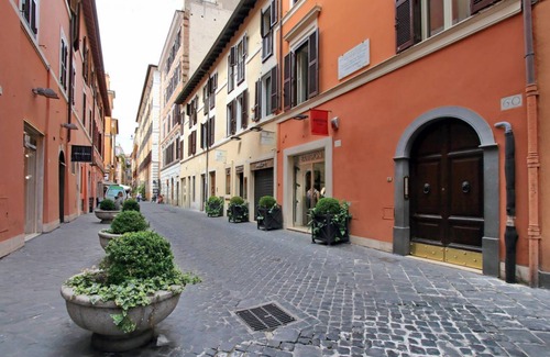 Rione IV Campo Marzio Apartment | ROMAC Condotti Suite by Spanish Steps