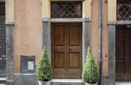 Rione II Trevi Apartment | Roman Holidays in Trevi Fountain