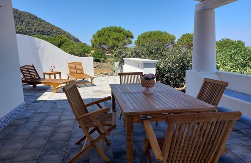 Ustica Apartment | Romantic apartment in stunning sea view