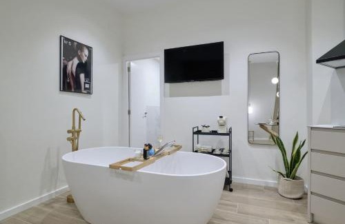 Poblats Maritims Apartment | Romantic Apartment N1 Oceanografico Virkin Suites