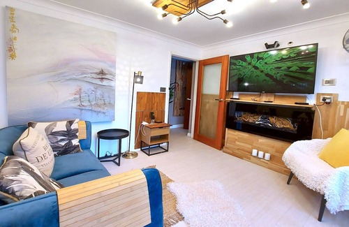 Palm Beach Apartment | Romantic beach Home for Couple at Majestic Palm Beach!