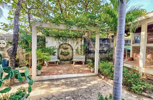 Pochomil House | Romantic BeachHouse Balcony Bedroom for Couples w/AC, Pool and Amzng Sunsets