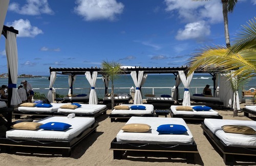 Costambar Villa | Romantic Caribbean villa just minutes from the beach