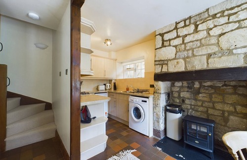 Winchcombe House | Romantic Cottage | Cotswolds | Parking | Wi-Fi