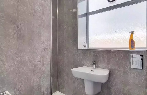 Hampstead House | Romantic Double Room in Worcester Mews NW6