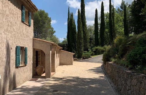 Seillans Villa | Romantic elegant villa with private pool, park and spectacular views