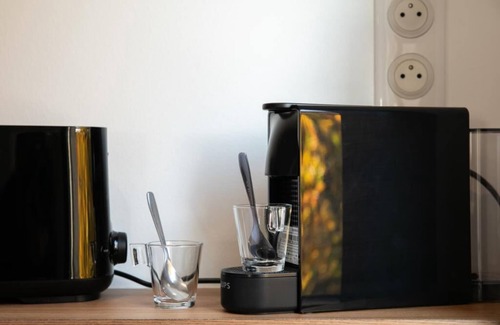 Perigueux Apartment | Romantic Escape Guaranteed: Discover Our Chic & Balneo Love Room