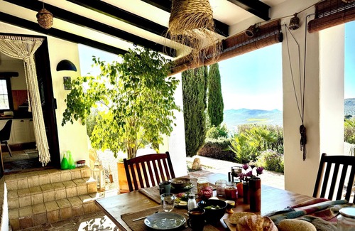 Riogordo House | Romantic finca near Málaga, creatively unique