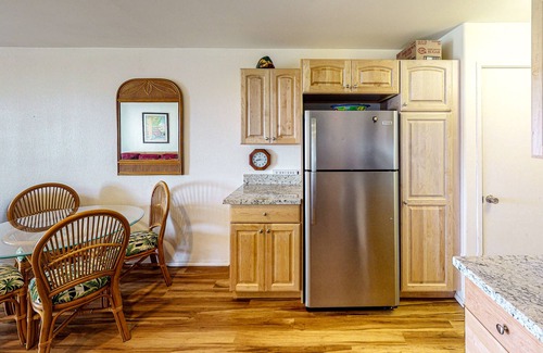 Ualapue Condo | Romantic Getaway Near Water w/Free WiFi, Shared Pool, Water Views, Tennis Court