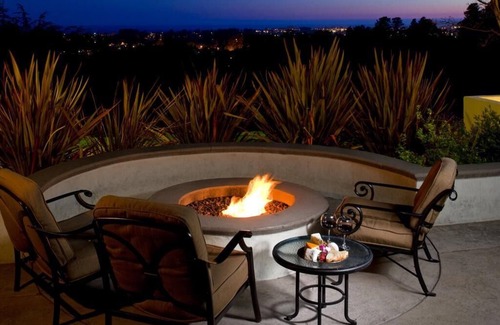 Live Oak Hotel | Romantic Hideout | Suite w/Resort View