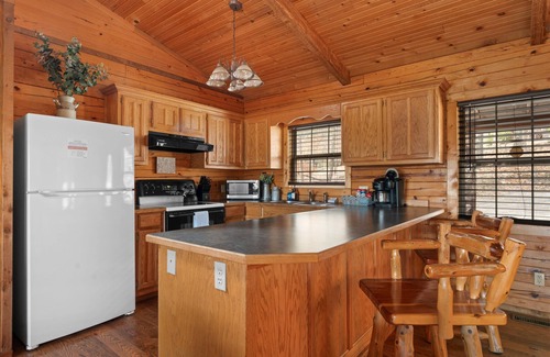 Branson Cabin | Romantic Log Cabin Escape Near Branson