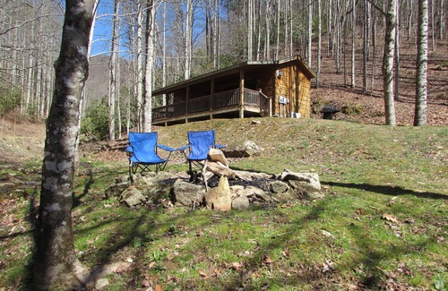 Hot Springs Cabin | Romantic Log Cabin On Creek And 100 Acres, Hot Tub, Wifi, Gas Grill, Hiking