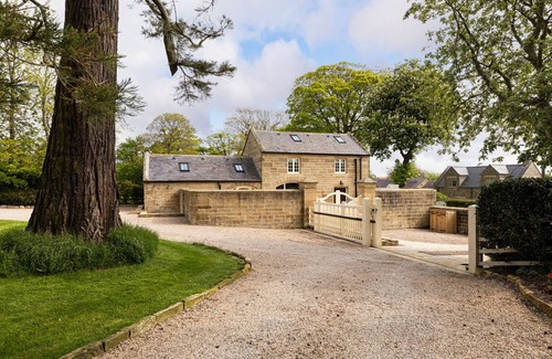 Longhoughton Cottage | Romantic Luxury 1-Bed Cottage in Alnwick