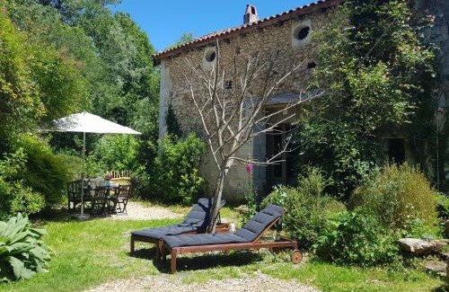 Sourzac House | Romantic Mill Cottage 30 min from Bergerac France