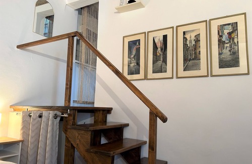 Rovezzano Apartment | Romantic Nest Florence Studio