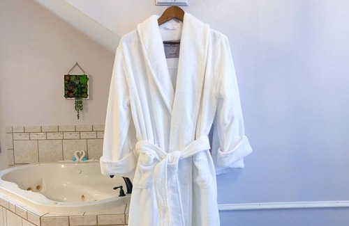 Branson Bed & Breakfast | Romantic Ozark Mountain Setting ~ Just Minutes From Branson