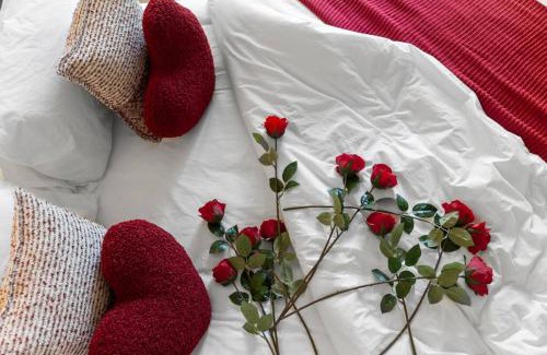 Prahran Apartment | Romantic Retreat with Garden