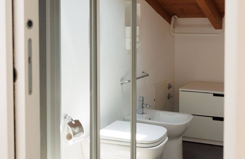 Marsala Apartment | Romantic Room IN Central Rome