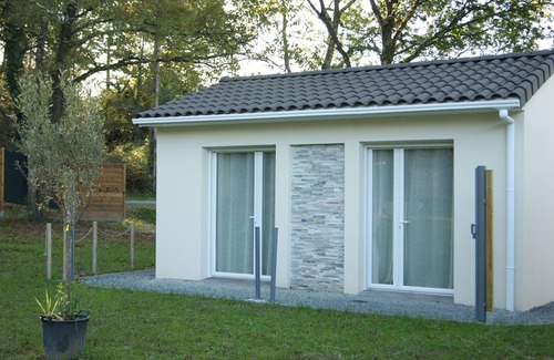 Lunas Apartment | Romantic room in nature