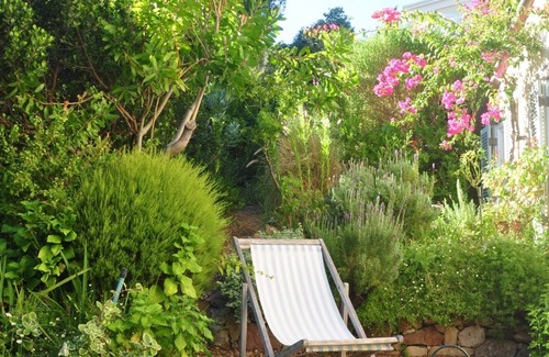 Hout Bay Cottage | Romantic sea side cottage