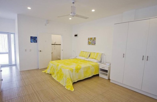 Matavera Villa | Romantic Seaside Location Villa