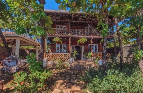 Pochomil House | Romantic Seaside Casita w/Pool, AC & Fire Sunsets