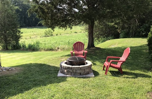 Sevierville Cabin | Romantic Valley Dream w HotTub FPit Views Privacy Sep 30-Oct 3 Book Now!