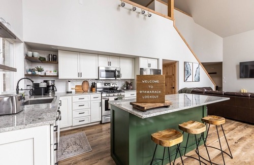 Cle Elum House | Romantic-Views-Spa-GmRm-WoodFrplc | 365 Signature Pkg