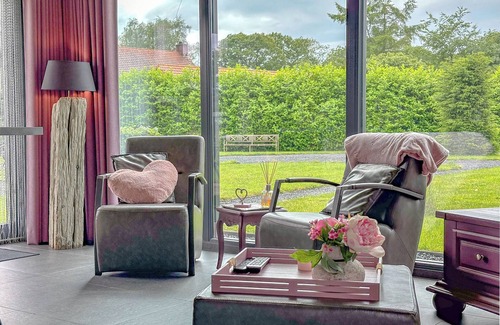 Alphen House | Romantic Villa full of luxury and comfort