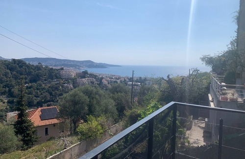 La Madeleine Villa | Romantic villa in the south of France with a private garden , pool and a terrace