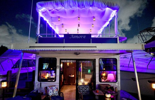 Nurmi Isles Boat Rental | Romantic Yacht Retreat Walk to Boat Show, FLIBS