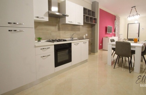 Barletta Bed & Breakfast | Romantica stanza\monolocale giusta per vacanze relax, a minuti