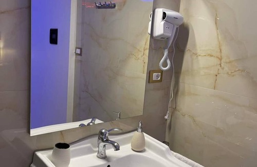 Ognina Apartment | Romantica suite in attico con vista panoramica mare montagna