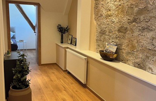 Iphofen House | Romantisches Scheunen-loft mit Moderner Architektur in Historischer Altstadt