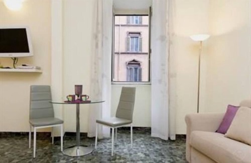 Repubblica Apartment | Rome: Fantastic studio in old building in the historical centre of Rome
