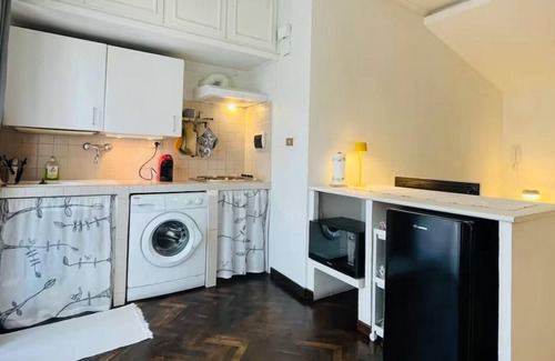 Rome Apartment | Rome Special place, 30 min bus to San Pietro/Vatican and center of Rome.
