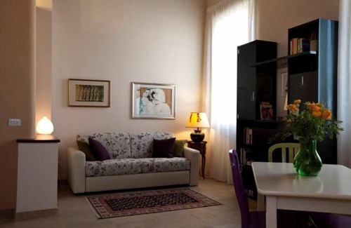 Trastevere Apartment | Rome: SUN OF ROME IN TRASTEVERE - APPARTAMENTO A