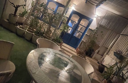 Taqseem Laselky Apartment | Roof Apartment with Patio in Maadi