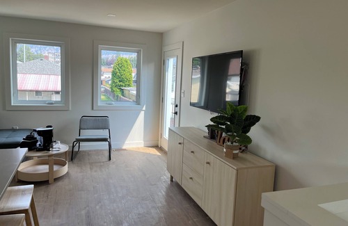 Okanagan-Similkameen House | Roof top patio, New 2 bed carriage house