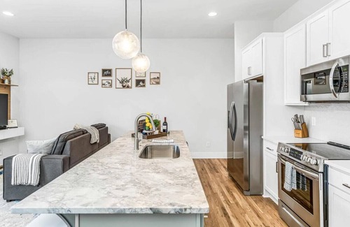 Nashville House | Rooftop Deck w/Grill/Golf!10min to Ole Opry & DT!
