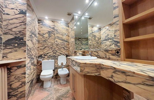Esplugues de Llobregat Ski Chalet | Rooftop terrace Premier Balcony Double room -Shared Bathroom and Washroom