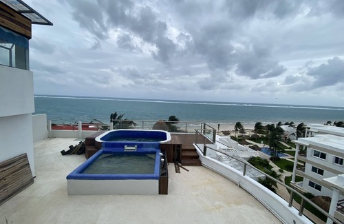 Puerto Morelos Apartment | Rooftop King Size Suite