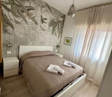 Marina Centro Apartment | ROOFTOP-MarinaCentro-Unique-Beach-Fun-Smart-LoveApt-Train-Park